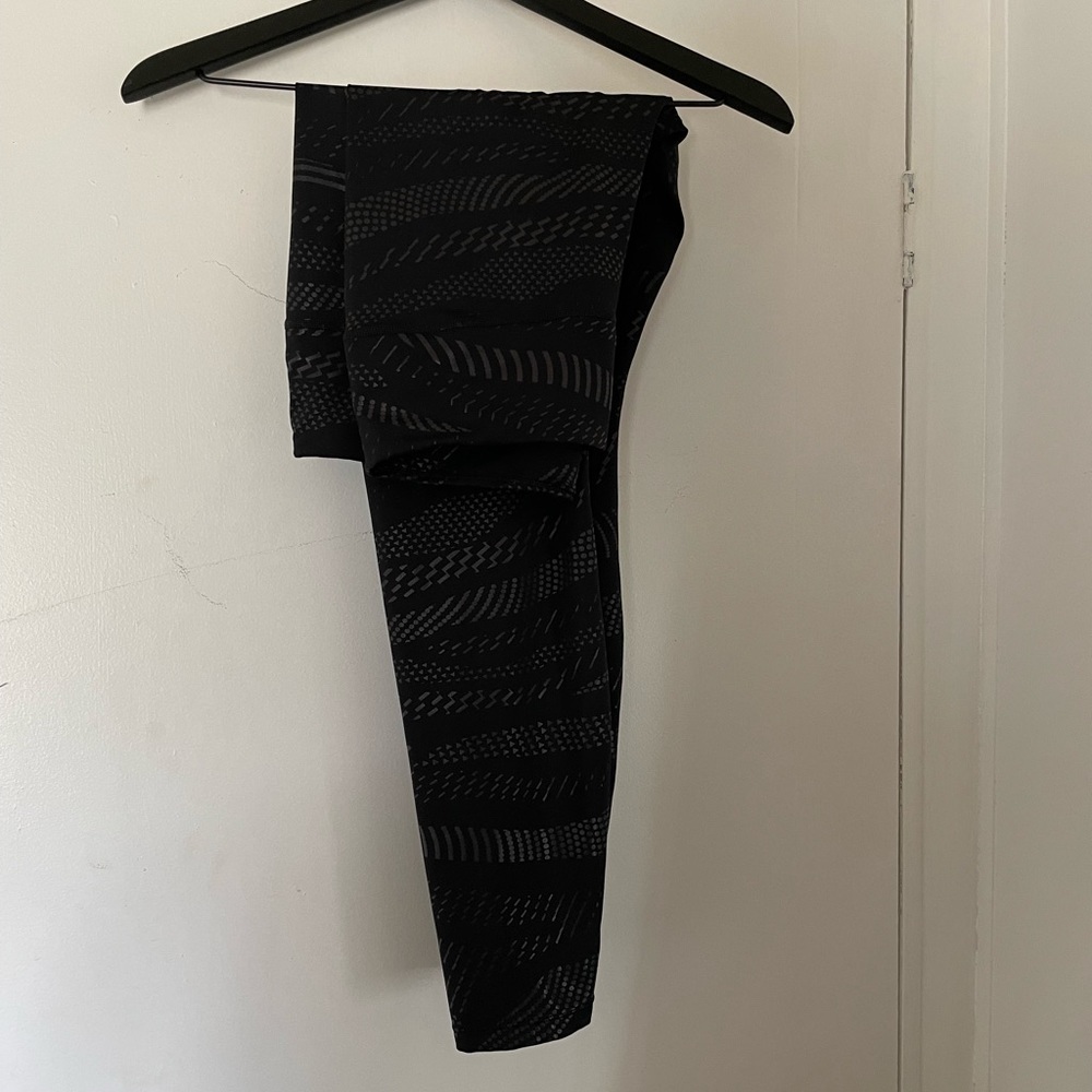 Black Nike leggings